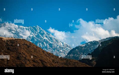 Himachal pradesh mountains india hi-res stock photography and images - Alamy