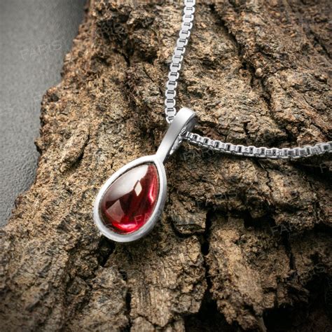 Sterling Silver Pear Cut Red Garnet Gemstone Pendant Necklace Ladies J