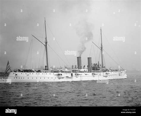 Uss Cincinnati Fotos Und Bildmaterial In Hoher Auflösung Alamy