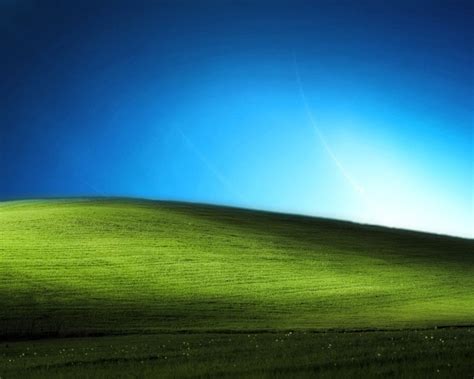 Windows XP Wallpaper 4K HD