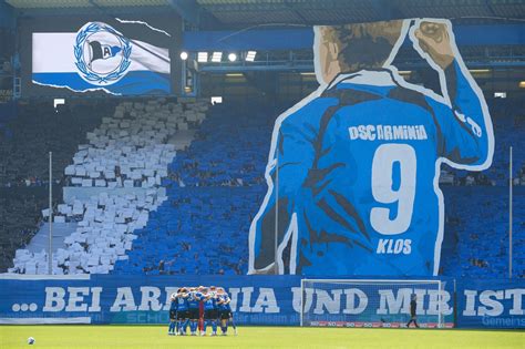 Das Müssen Fans Zum Abschiedsspiel Von Arminia Legende Fabian Klos