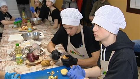 Kuchnia Recyklingowa Na Warsztatach W M Odzie Owym O Rodku W Polanowie