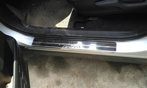 Накладка на задний бампер Toyota RAV4 - Купить на Локотник.ру