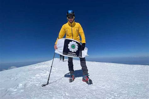 BiH Flag and the Srebrenica Flower were displayed on Mont Blanc ...