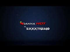 Danna Hot Walking Naked In The Avenue And Having Sex In Public With Two Friends Xxx Mobile