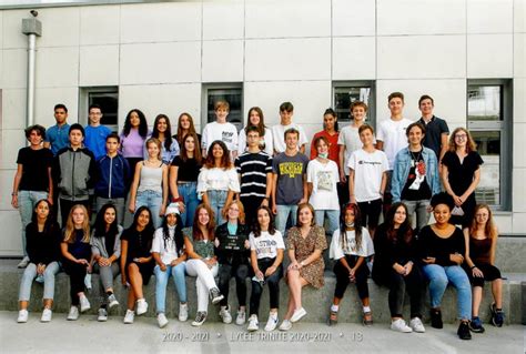 Photo De Classe Classe De De Lyc E De La Trinit Copains D