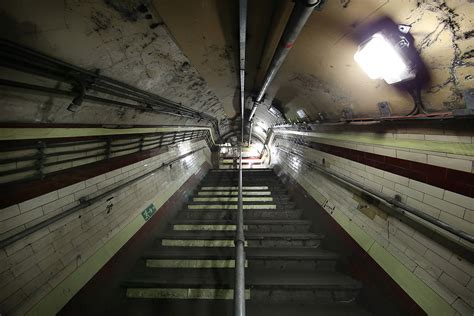 Down Street Disused Tube Station Used As Churchills Bunker In Ww2