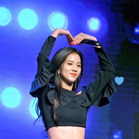 𝐋𝐀𝐋𝐈𝐒𝐀 • 리사 On Twitter Blackpink Jisoo Blackpink Photos Blackpink