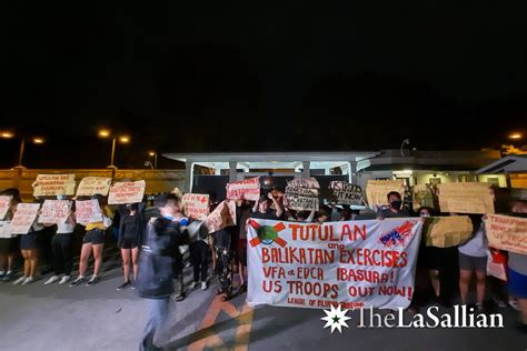 The Lasallian On Twitter Happening Now Protestors Storm The United