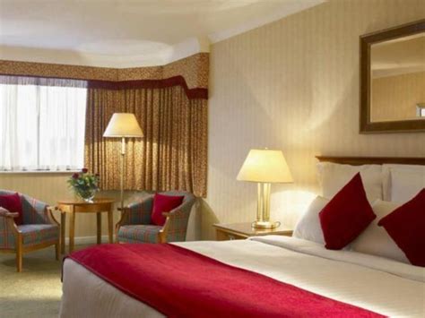 Marriott Bristol City Centre | Affordable Deals - Book Self-Catering or Bed and Breakfast Now!