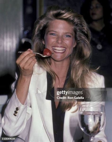 209 Christie Brinkley 1983 Photos & High Res Pictures - Getty Images