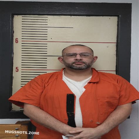 GARCIA DANIEL ADRINE 01 12 2022 Van Zandt County Mugshots Zone