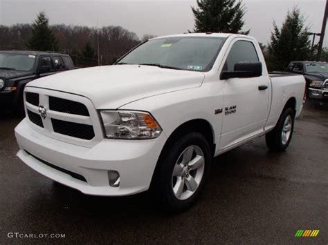 Bright White 2014 Ram 1500 Express Regular Cab 4x4 Exterior Photo 88221989