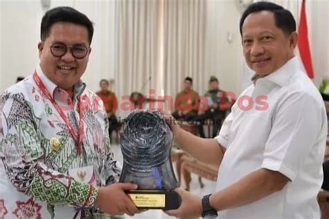 Pemkab Kukar Diganjar Penghargaan Paritrana Award Sapos