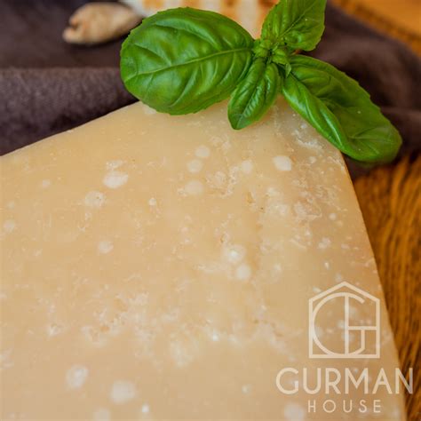Купити Пармезан Parmigiano Reggiano 40 місяців витримки в Україні ᐉ ...