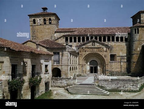 COLEGIATA DE SANTA JULIANA SIGLO XII ROMANICO ESPAÑOL FOTO AÑOS