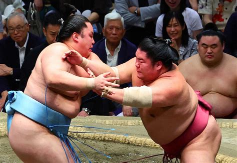 大栄翔v争い残った！琴勝峰下し4敗キープ 大の里が敗れれば27年ぶり史上3度目の4人での優勝決定戦へ― スポニチ Sponichi Annex