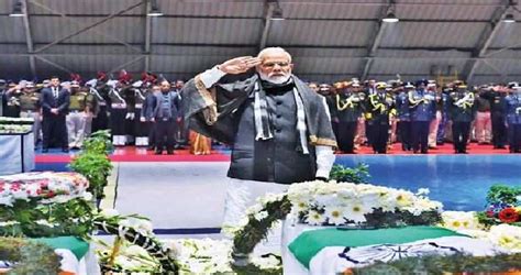 Pm मोदी ने शहीद जवानों को अर्पित की श्रद्धांजलि कहा हम उनके सर्वोच्च