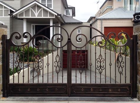 A unique wrought iron gate by Adoore Iron Designs located in Melbourne ...