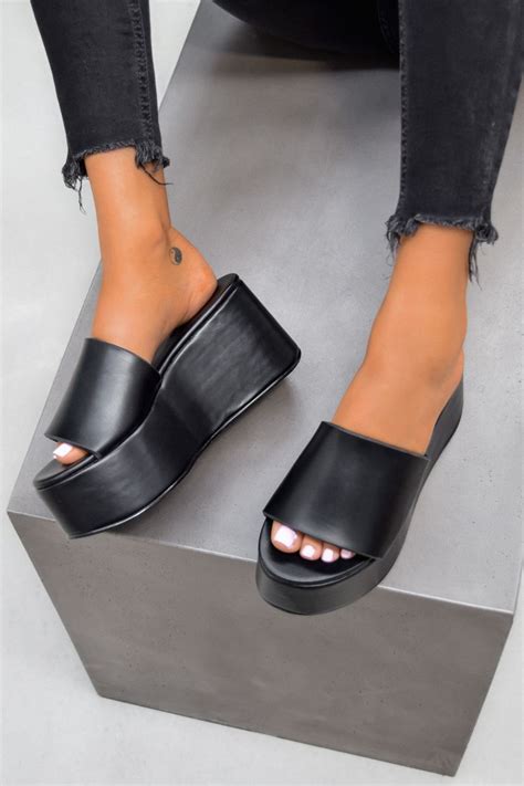 Black platform sandals – Artofit