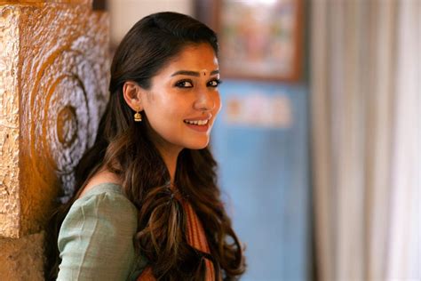 Nayanthara starrer 'Annapoorani - The Goddess of Food' : Makers reveal ...