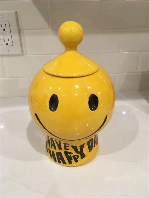 Mccoy Happy Face Vintage Cookie Jar Have A Happy Day No Reserve Antique Price Guide Details Page