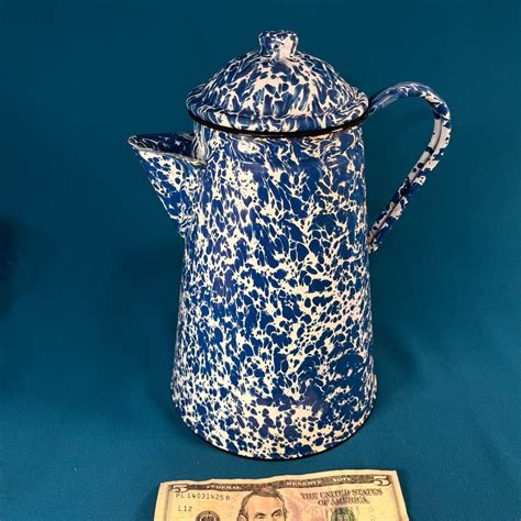 Well Made Blue And White Swirl Granite Wear Coffee Pot Estatesales Org