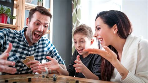 Juegos Para Divertirse En Familia Esta Navidad