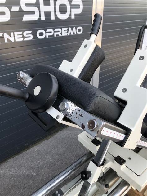 Technogym Isotonic Naprava Za Potisk Z Nogami Horizontal Leg Press