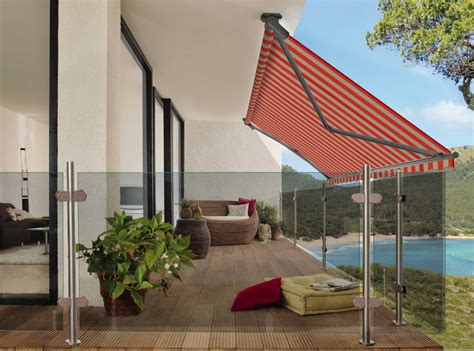 Markýzy na balkón, zastínění balkonu - T-shade.cz