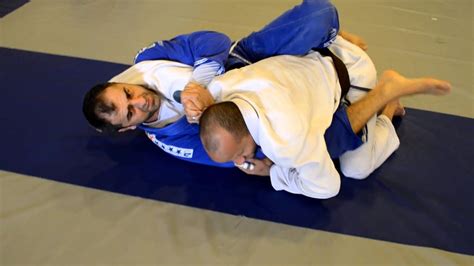 Start Bjj Technique Hip Sweep From Closed Guard Youtube