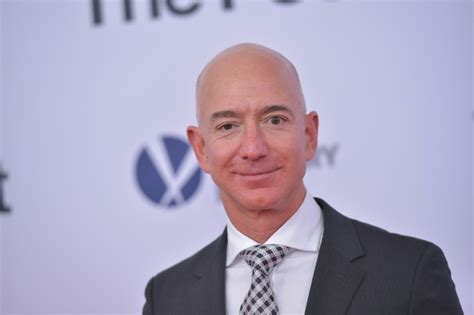 Fundador Da Amazon Toma T Tulo De Homem Mais Rico Do Mundo De Bill