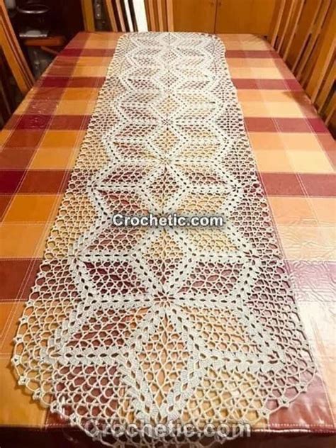 Adorable Fantastic Crochet Knitting Pattern Of Outstanding Table Runner