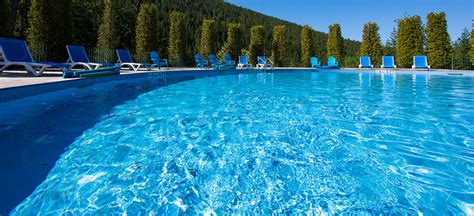 nakusp-hot-springs-pool | Nakusp Hot Springs, Chalets, and Campground