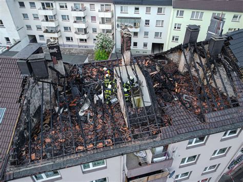 Dachstuhl In Wuppertal Heckinghausen Nach Brand Komplett Verschwunden