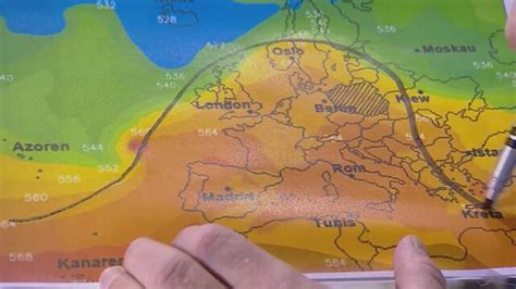 Układ omega nad Europą Nie pokona go żaden psujący pogodę niż TVN Meteo