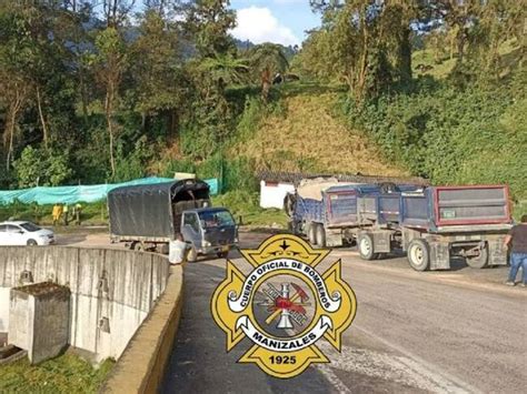 Fuerte Accidente En La Vía Manizales Bogotá No Dejó Lesionados