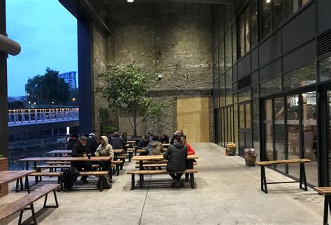 Left Handed Giant Brewpub Opens In Finzels Reach