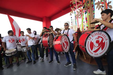 Banderazo en el Fan Fest Galería Fotográfica Agencia Peruana de