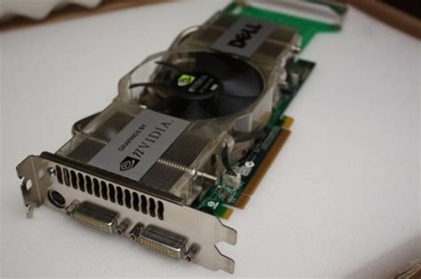 Dell Nvidia Geforce 7800 Gtx 256mb Gddr3 Pci E Graphics Card X8764