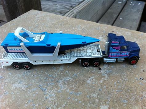 Circa late 80's "hotwheel/matchbox" semi truck w/offshore boat ...