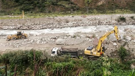 Cusco Ministerio de Vivienda culminó labores de limpieza en tramo del