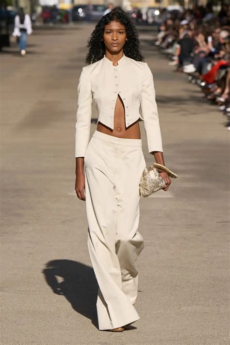 Stella McCartney Spring Summer 2024 Paris Fashion Week Fashionotography