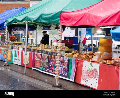 Foreign Food Market Stalls in Braintree Town Centre Christmas Market ...