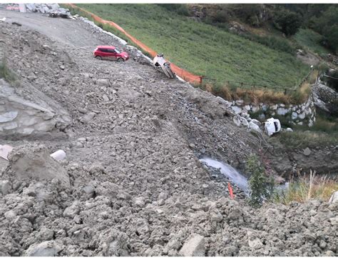 Frana A Valtournenche Riaperta Strada Regionale Di Cervinia EspansioneTv