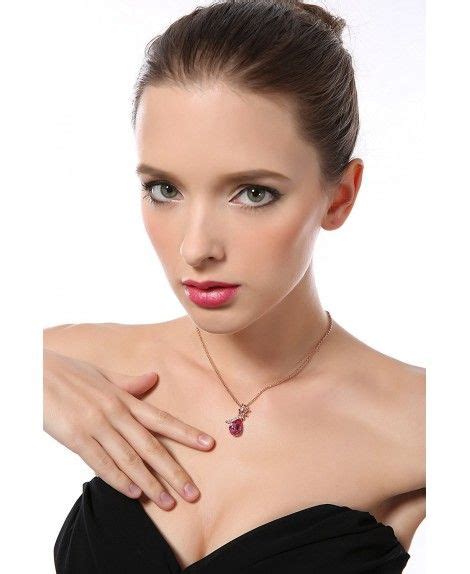 Fappac Flower Pendant Necklace Enriched With Swarovski Crystals K