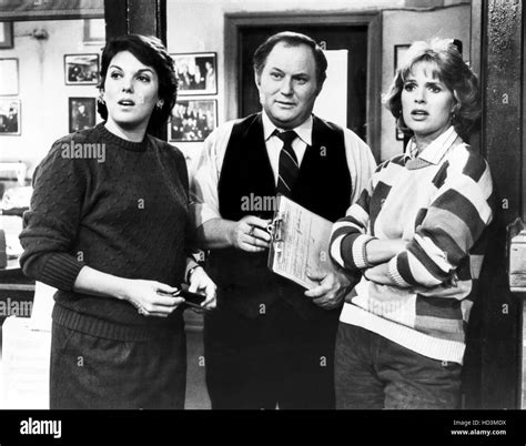 CAGNEY AND LACEY Tyne Daly Al Waxman Sharon Gless Victimless Crime