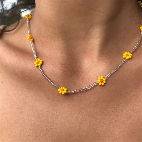 Daisy Bead Necklace Etsy