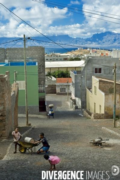 Cap Vert Les Les De S O Vicente Et Santo Ant O Par Jean Michel Sicot