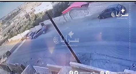 بالفيديو حادث تدهور مركبة فقد صاحبها السيطرة عليها في الزرقاء